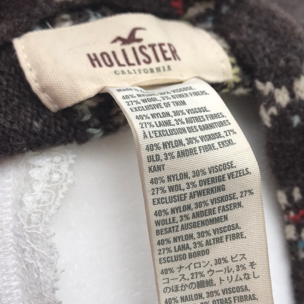 🍁Hollister super soft infinity scarf.🍁 - Picture 4 of 4